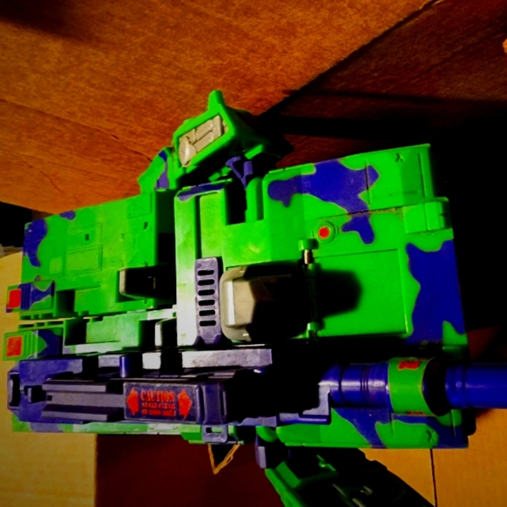 Megatron Transformers Tank 1992 Hasbro Action Figure